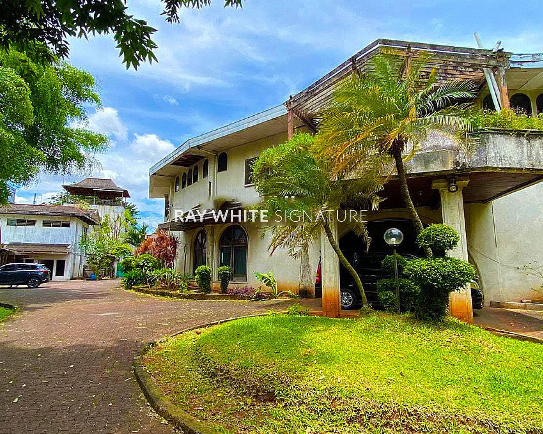 Rumah Tua di Bangka Raya Lokasi Strategis Dan Untuk Bisnis