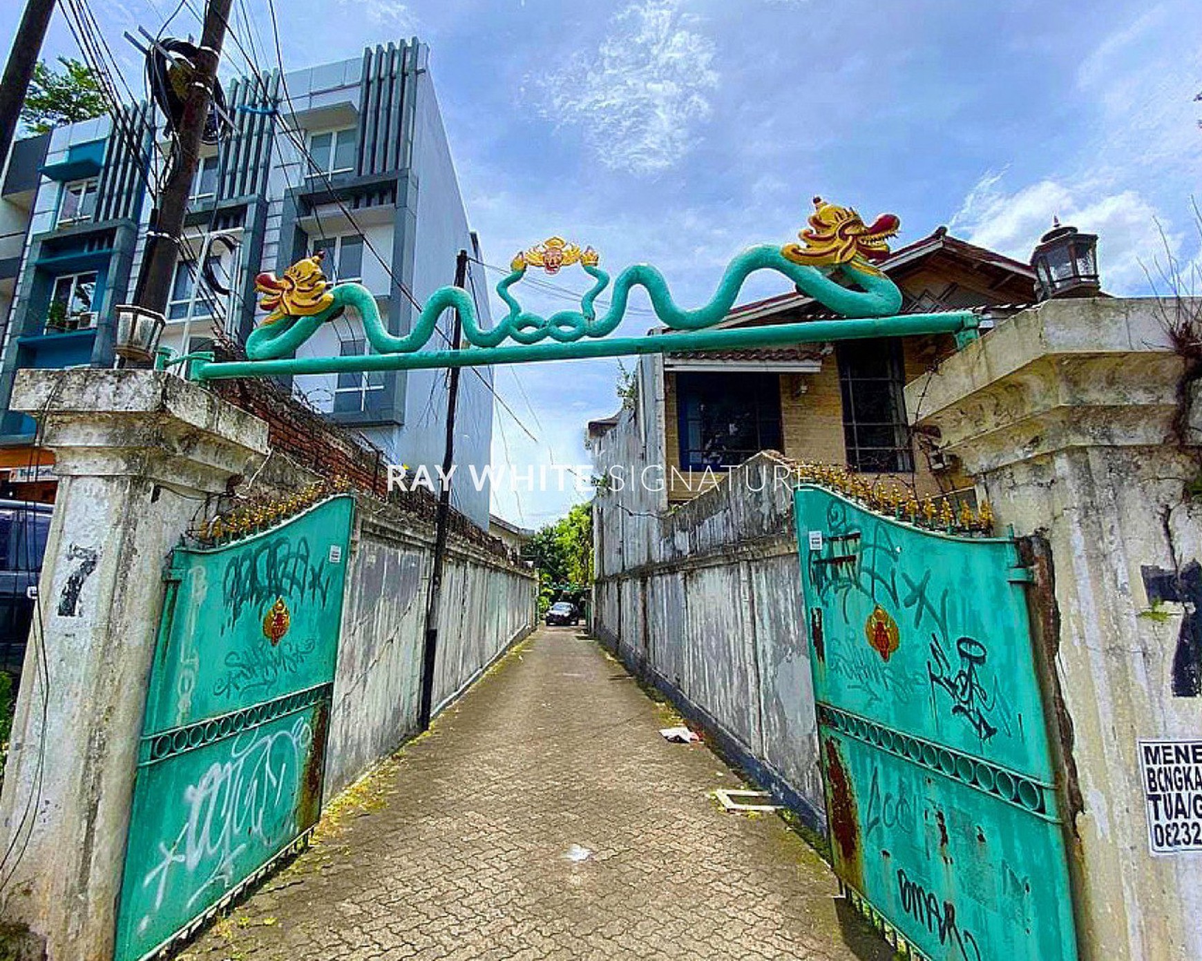 Rumah Tua di Bangka Raya Lokasi Strategis Dan Untuk Bisnis
