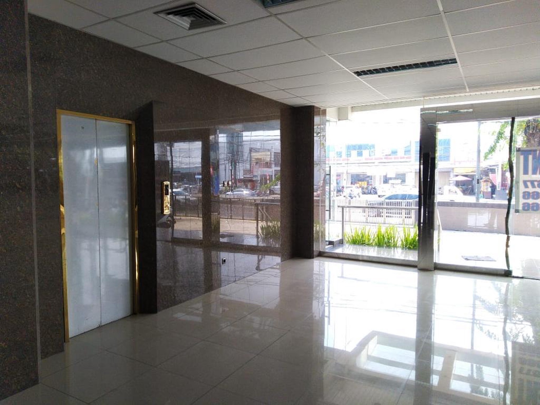 Gedung kantor di Mampang Jakarta Selatan