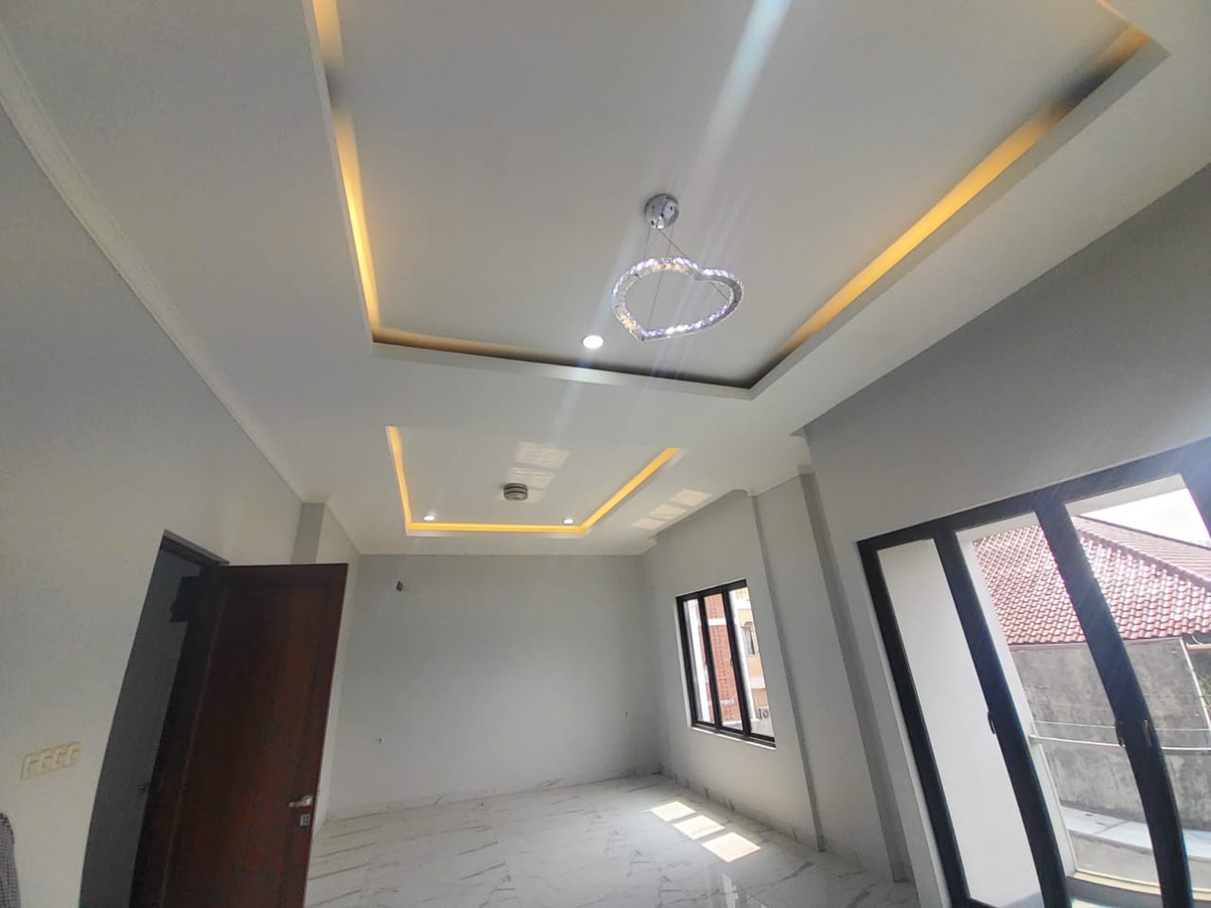 Townhouse Asri dan Nyaman Lingkungan Tenang di Kebayoran, Jakarta Selatan 