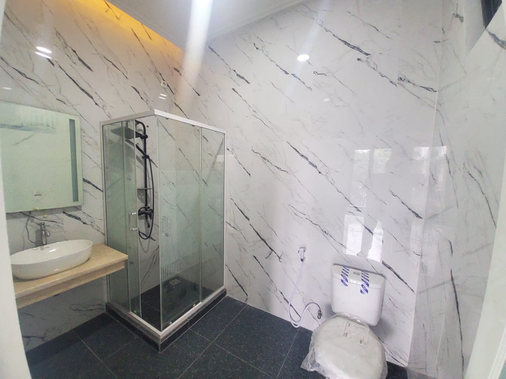 Townhouse Asri dan Nyaman Lingkungan Tenang di Kebayoran, Jakarta Selatan 