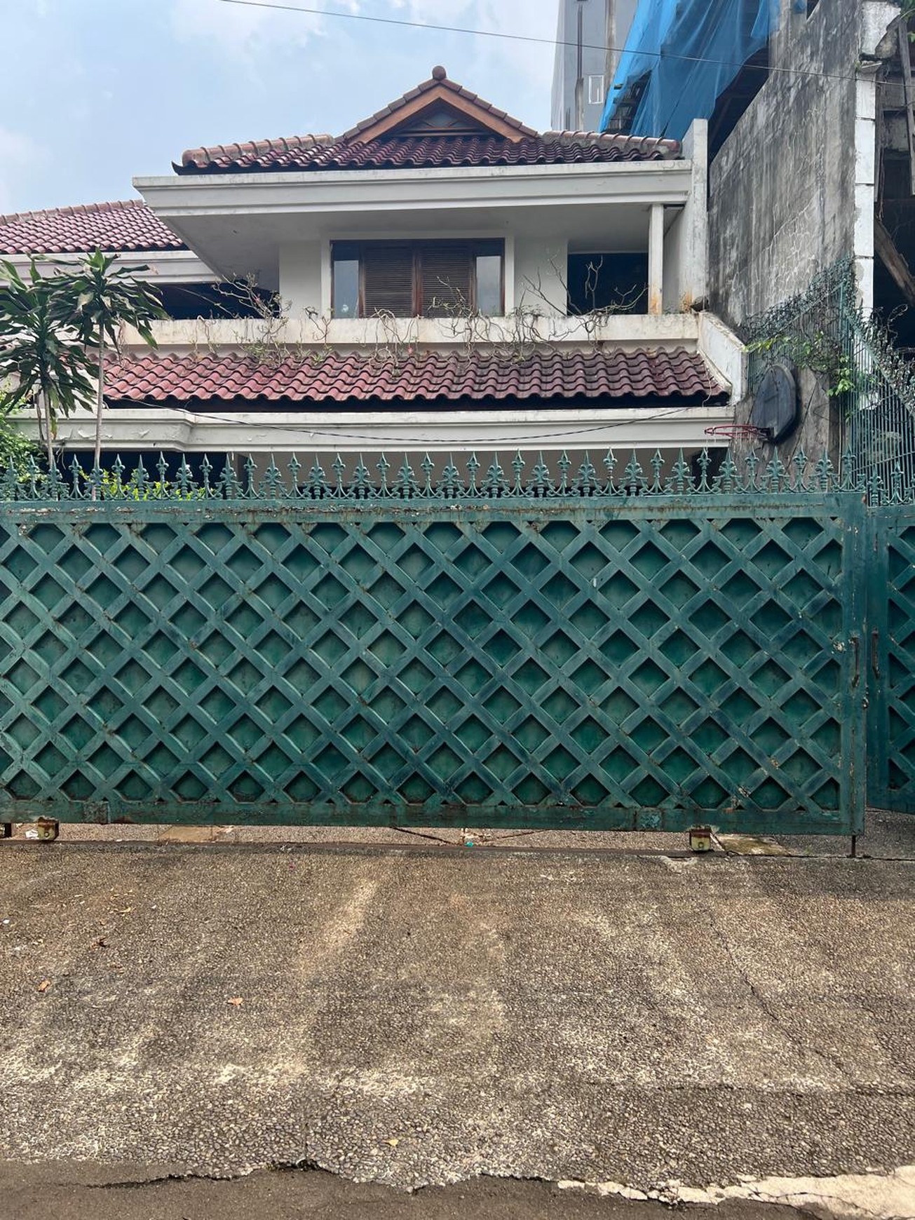 Rumah Hitung Tanah Area Cipete