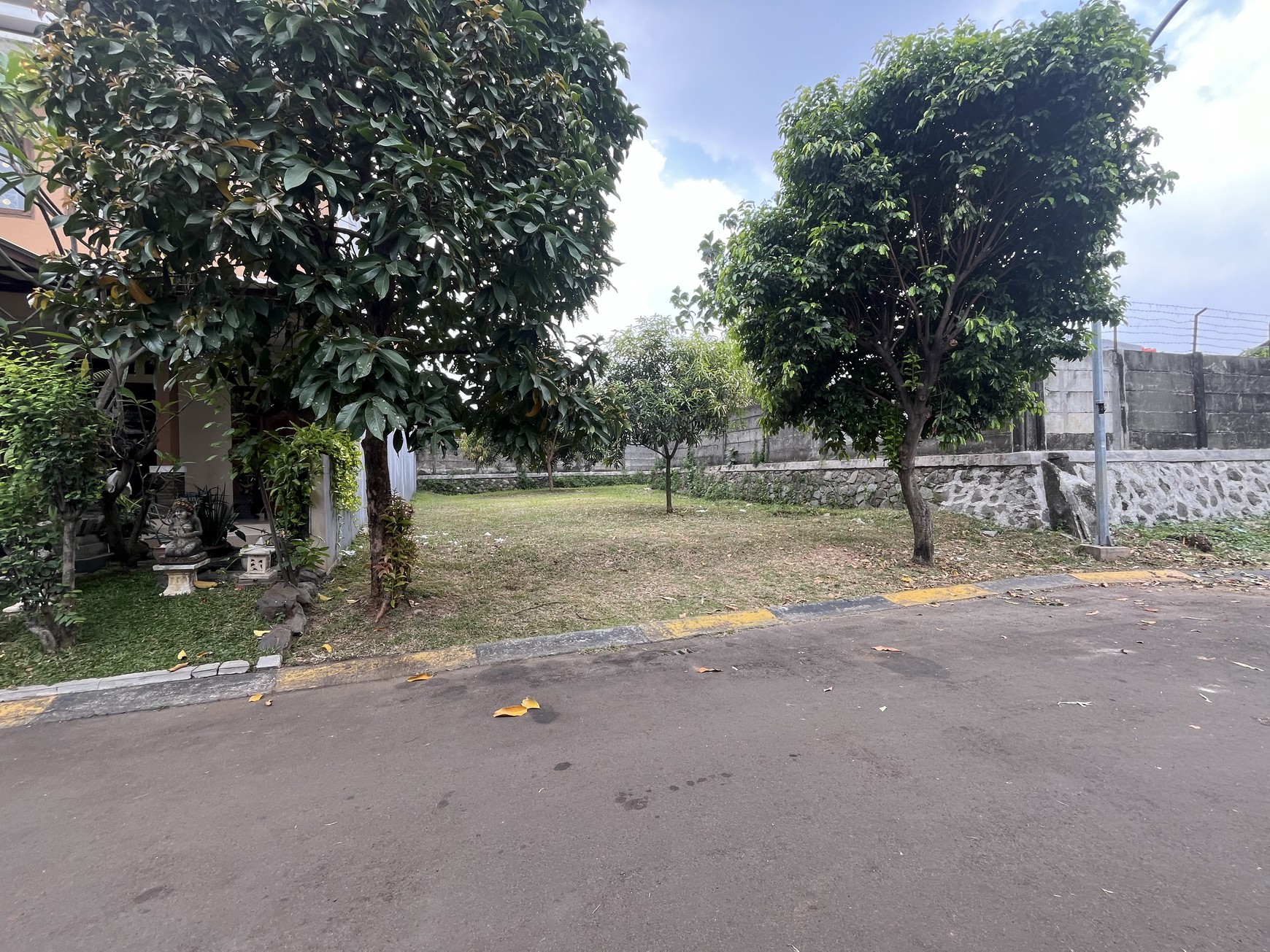 Kavling Bagus Dalam Cluster di Graha Raya Bintaro