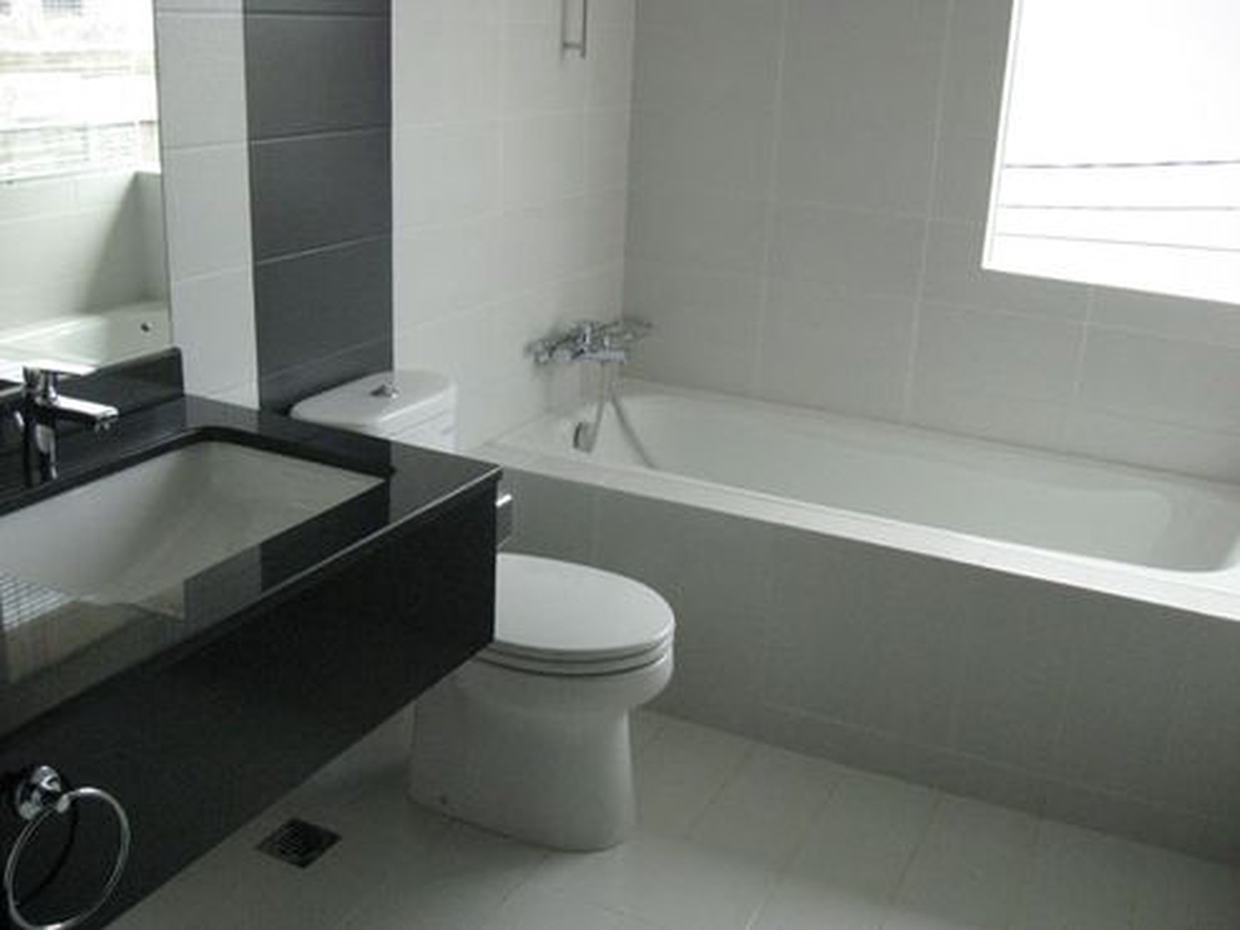 For rent nice and strategic townhouse in cipete