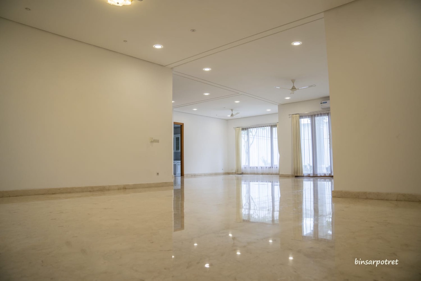 Nice beautiful house inside exclusive area