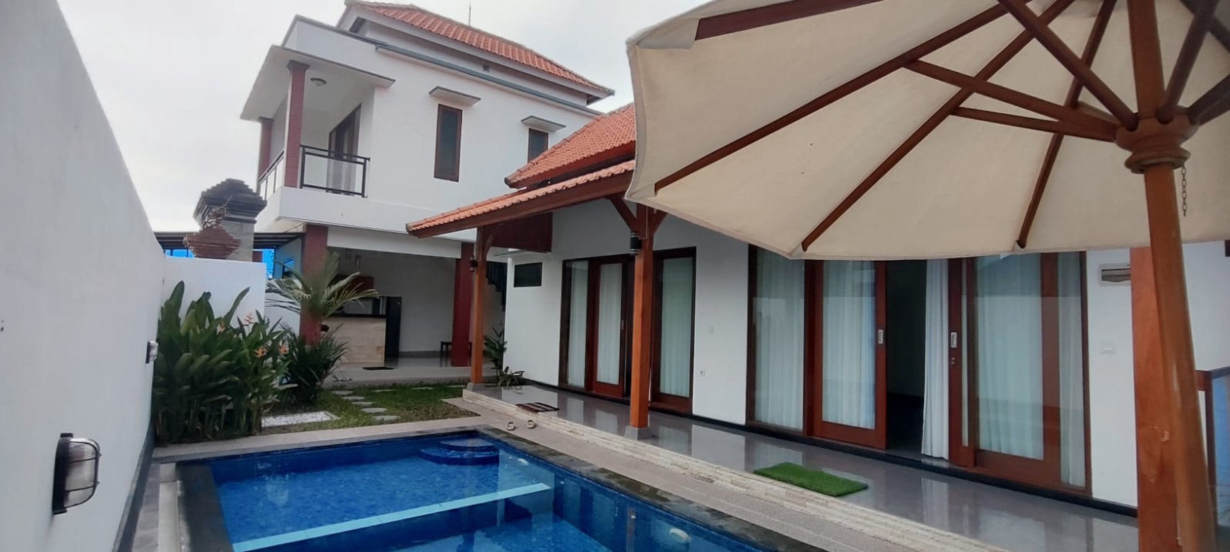 For Rent Villa 3 Bedrooms in Great Location Munggu Bali