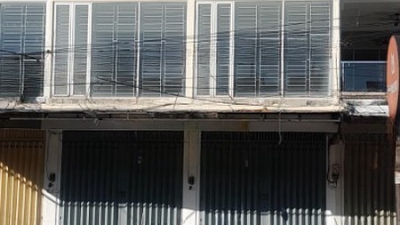 Disewakan ruko strategis Terusan Dieng, Depan Kampus FH UNMER