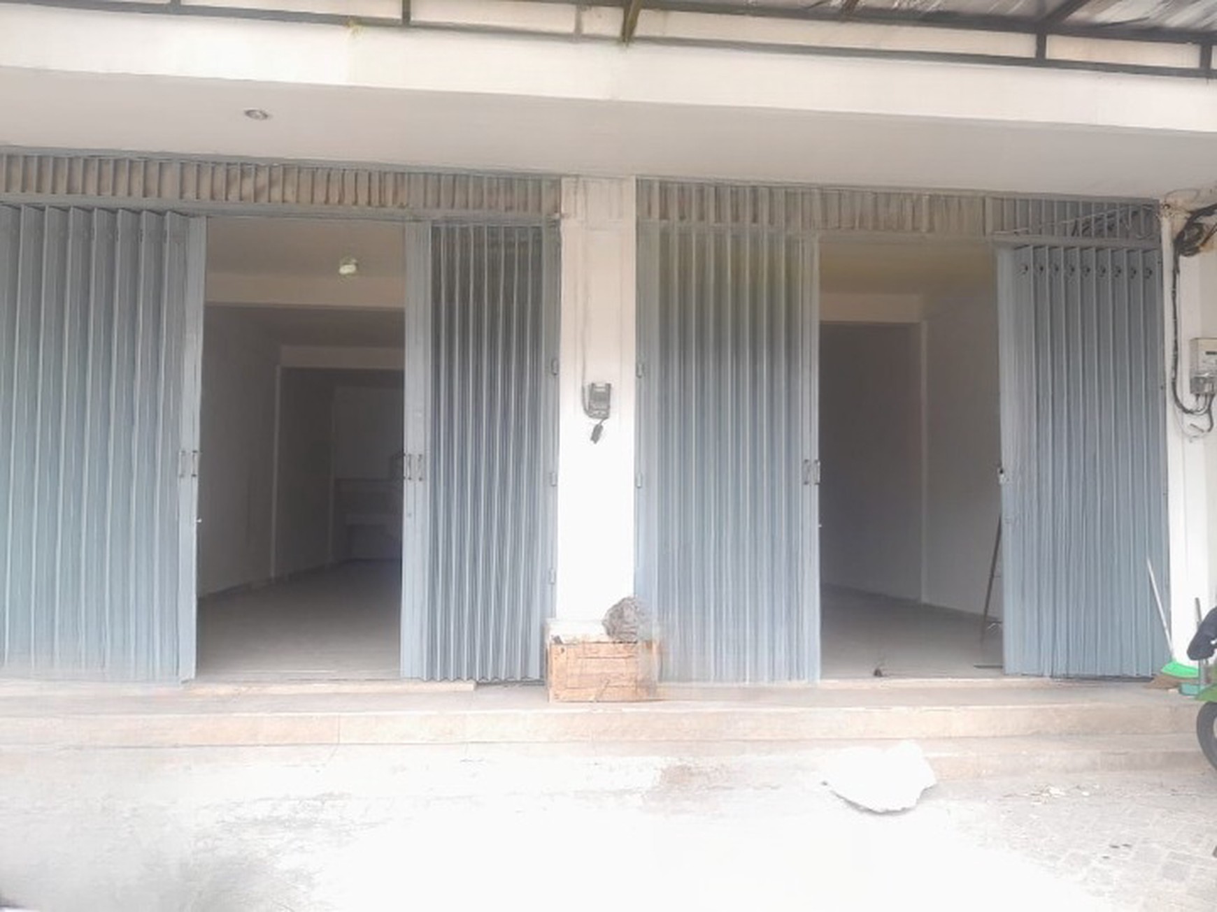 Disewakan ruko strategis Terusan Dieng, Depan Kampus FH UNMER