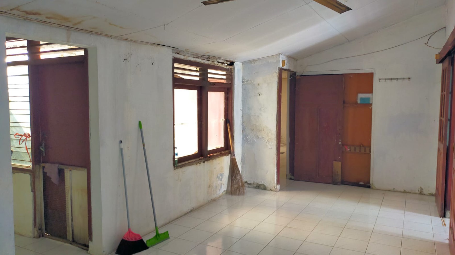 Rumah Lama Hitung Tanah 217m2 Area Pondok Labu Cilandak