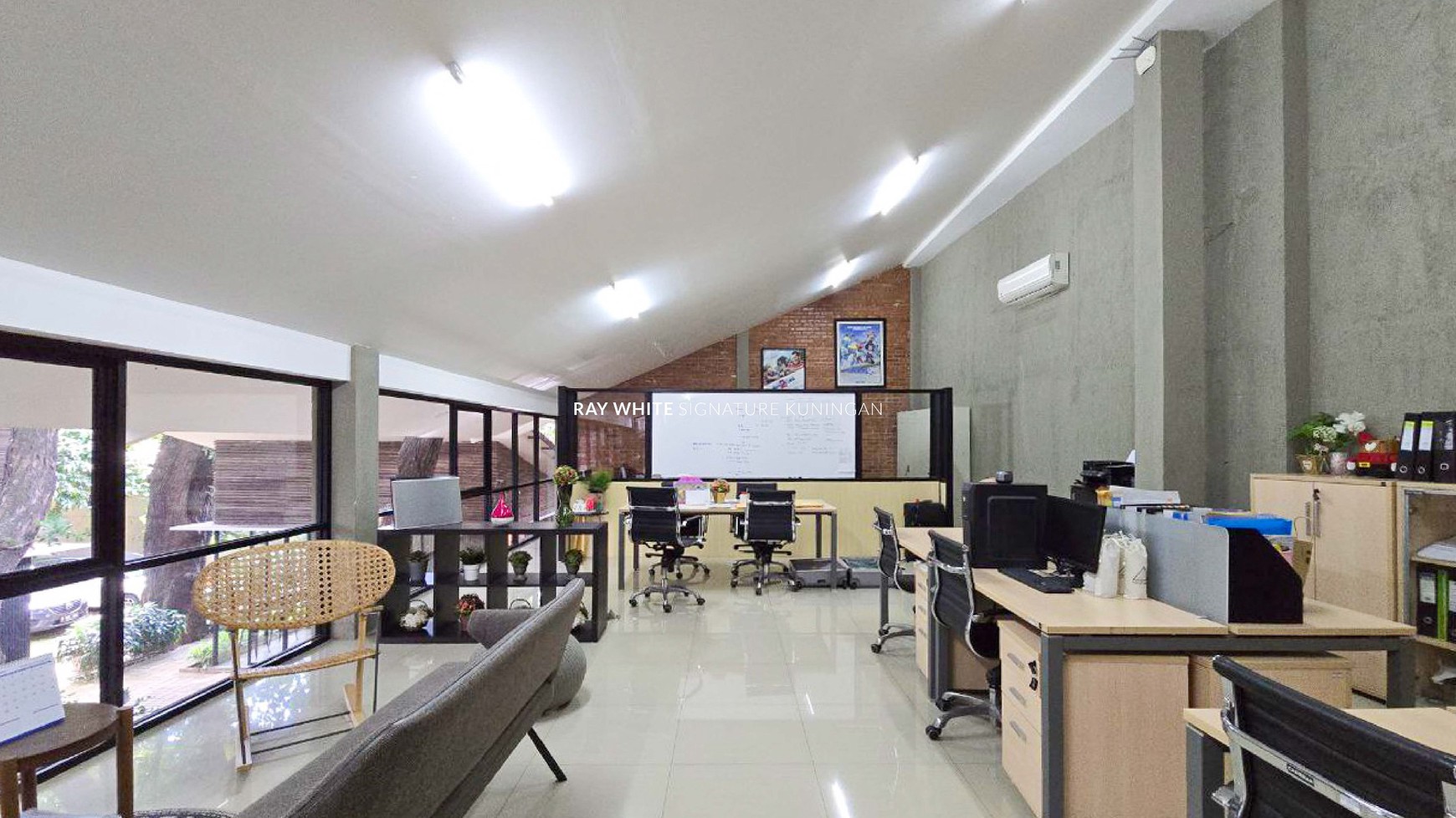 Tanah dan Bangunan Kantor di Jalan Gedung Hijau Raya Pondok Indah