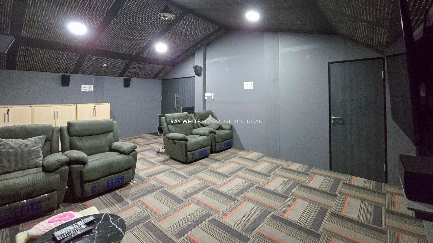 Tanah dan Bangunan Kantor di Jalan Gedung Hijau Raya Pondok Indah