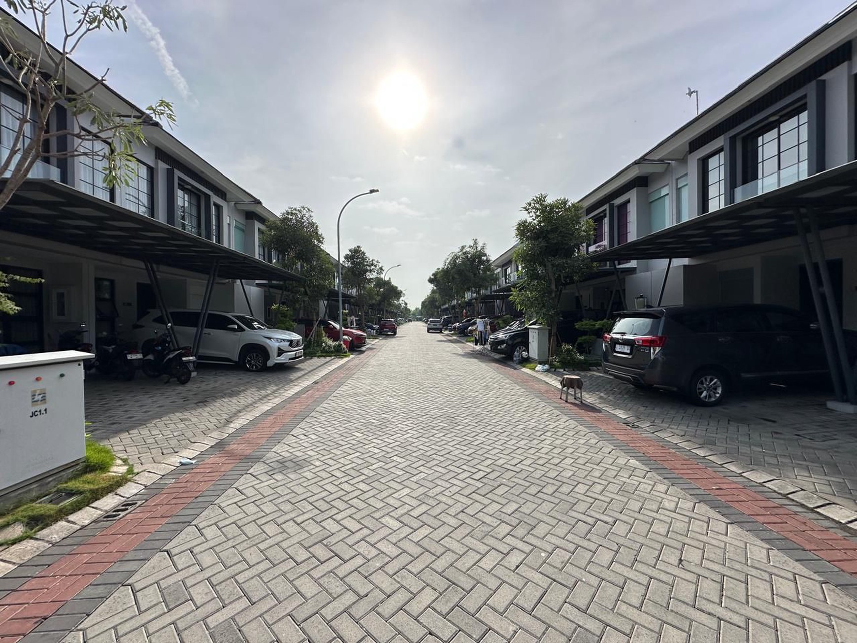 Dijual full furnished di Grand Pakuwon