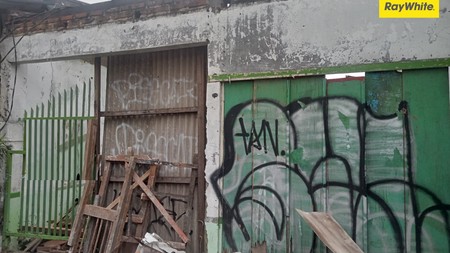Dijual Rumah di Jalan Banyu Urip Surabaya