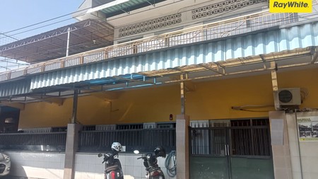 Dijual Rumah 2 lantai di Jl Ambengan Batu Tengah Surabaya