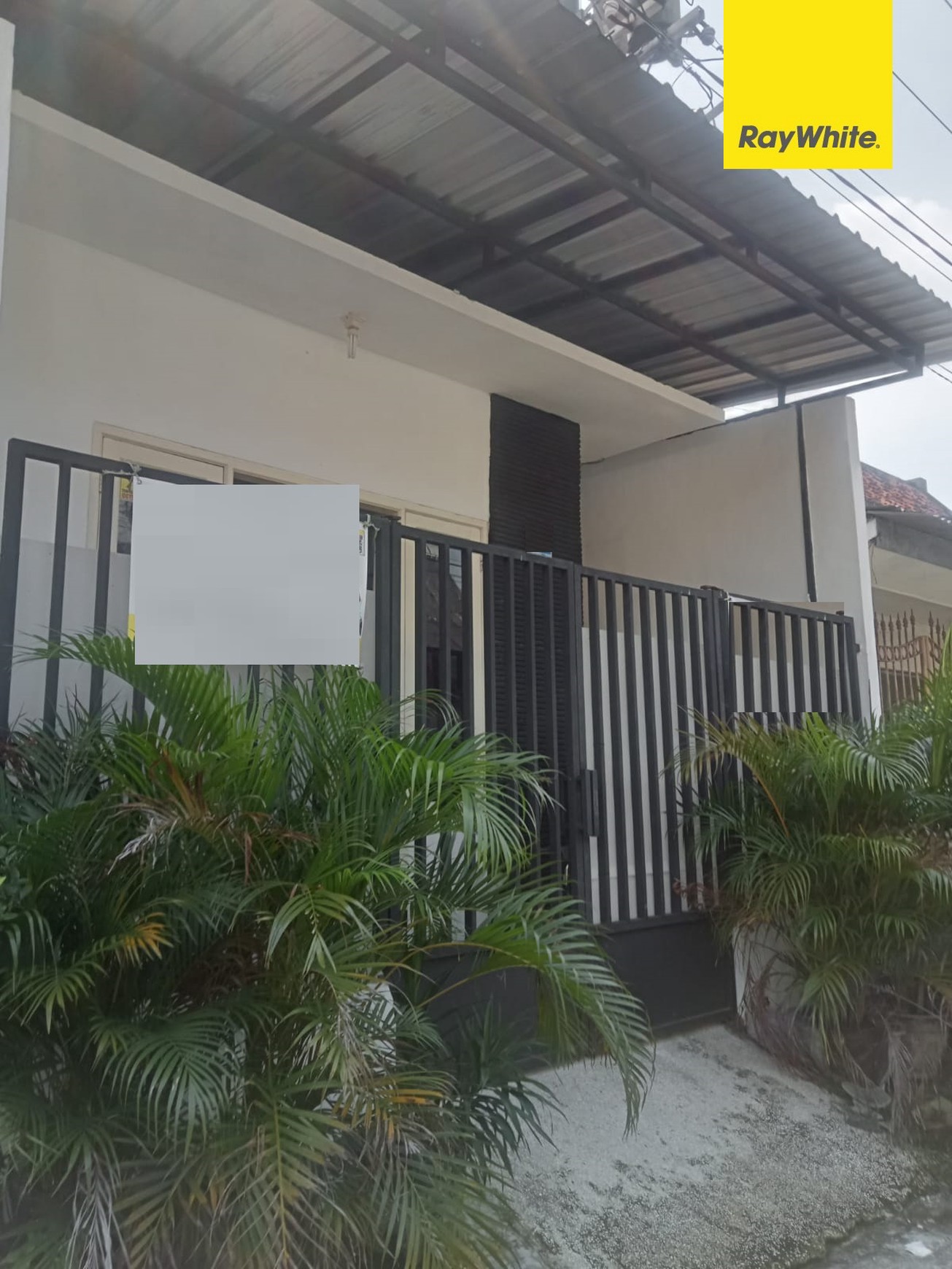 Dijual Rumah SHM di Jl Plampitan Surabaya Pusat