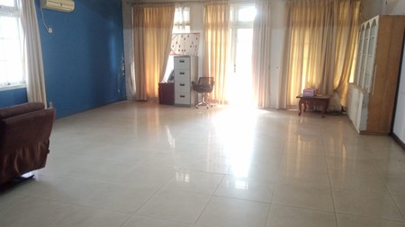 Dijual Rumah di Jl.Metro Pondok Indah Jakarta Selatan
