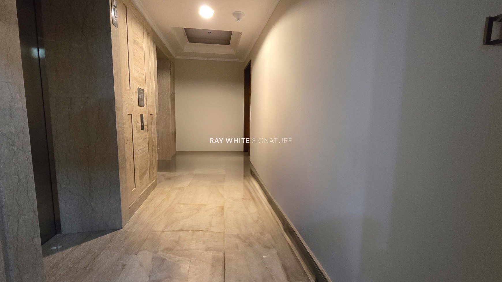 Dijual Apartemen 3 BR di District 8 Infinity Tower Senopati