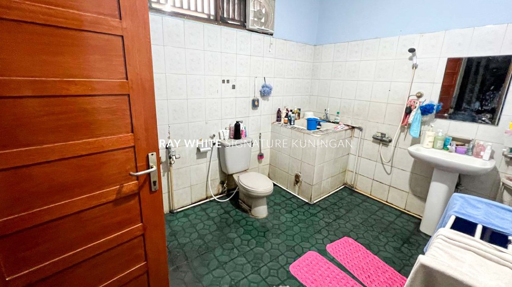 Dijual Hunian Nyaman Cocok Untuk Usaha di Tebet Timur Raya