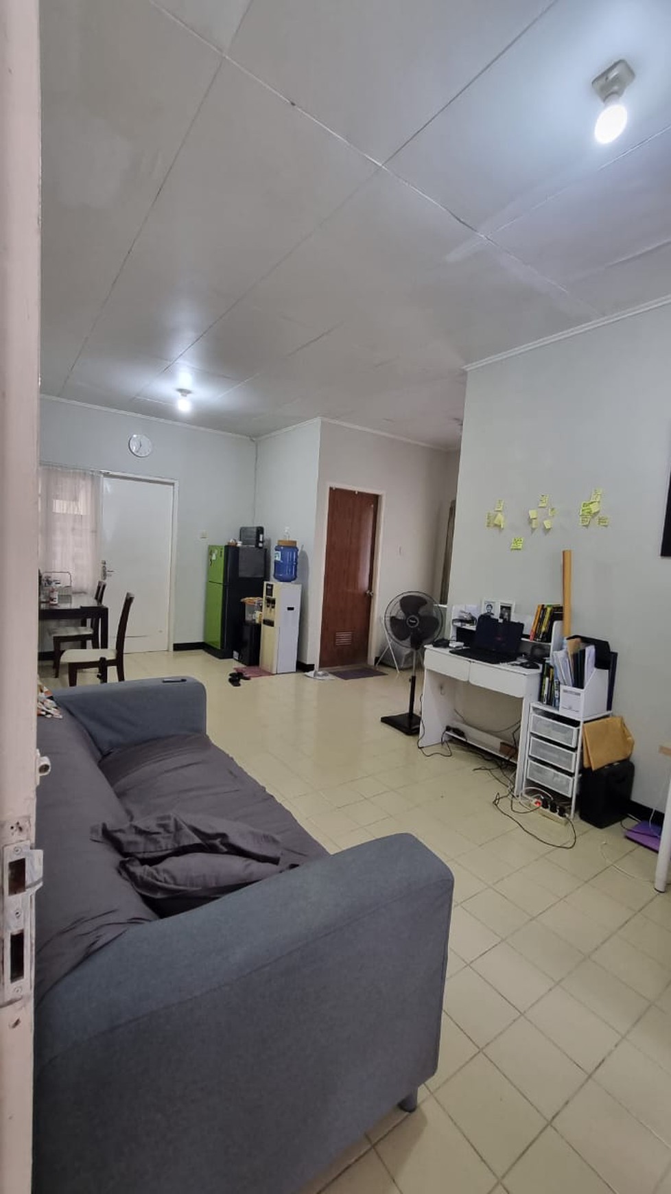 Rumah Hoek dengan harga 1M an dan luas besar di Cluster Graha Raya