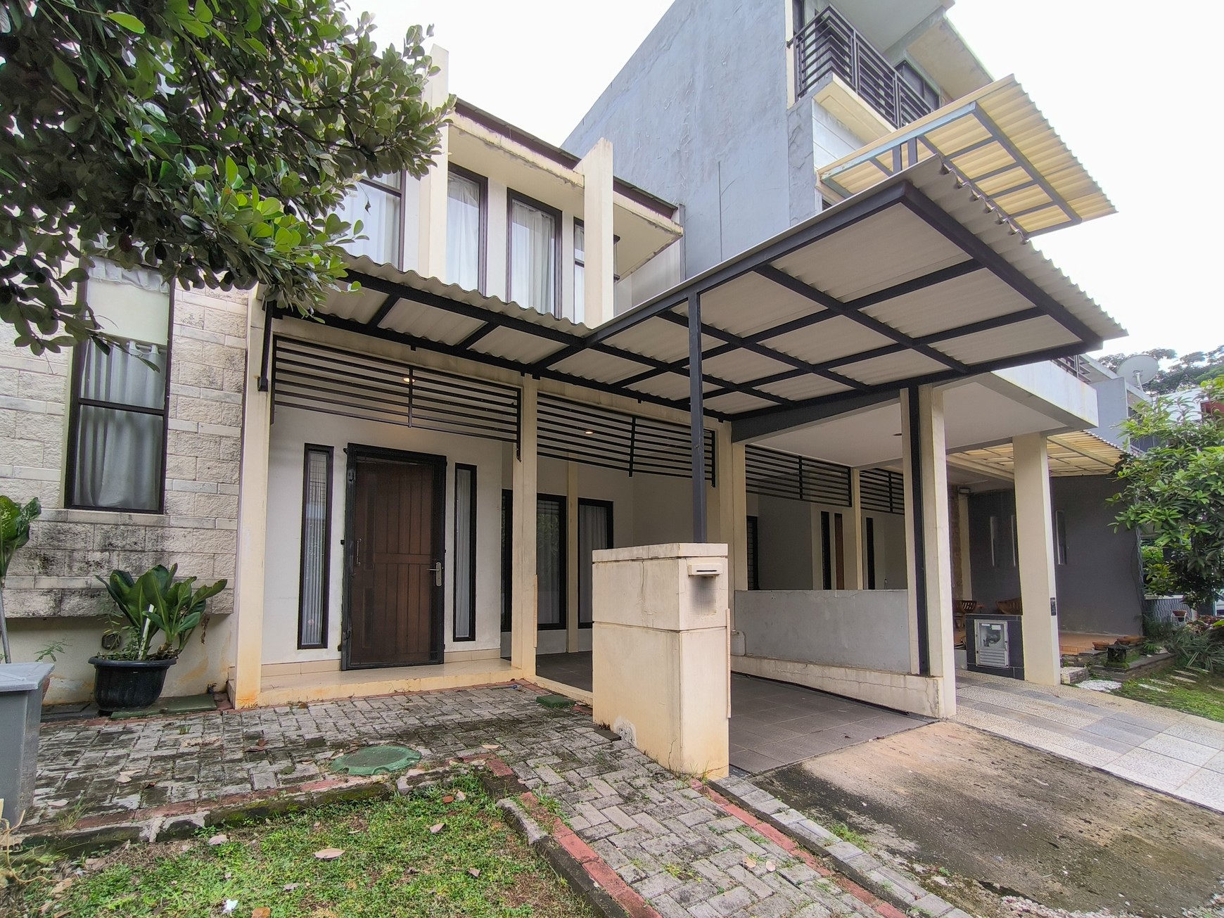 Rumah Bagus Murah Di Emerald Terrace Bintaro Jaya Sektor 9