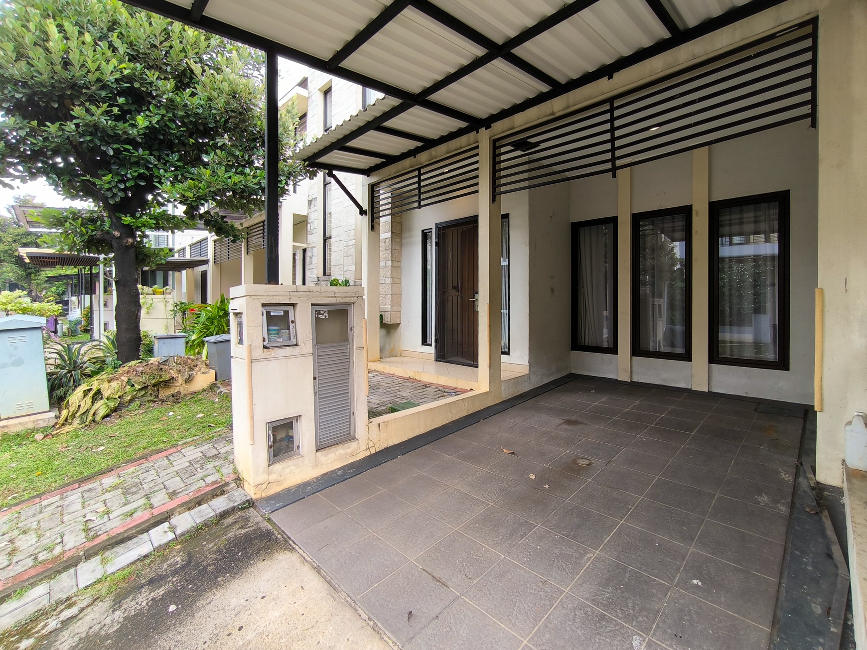 Rumah Bagus Murah Di Emerald Terrace Bintaro Jaya Sektor 9