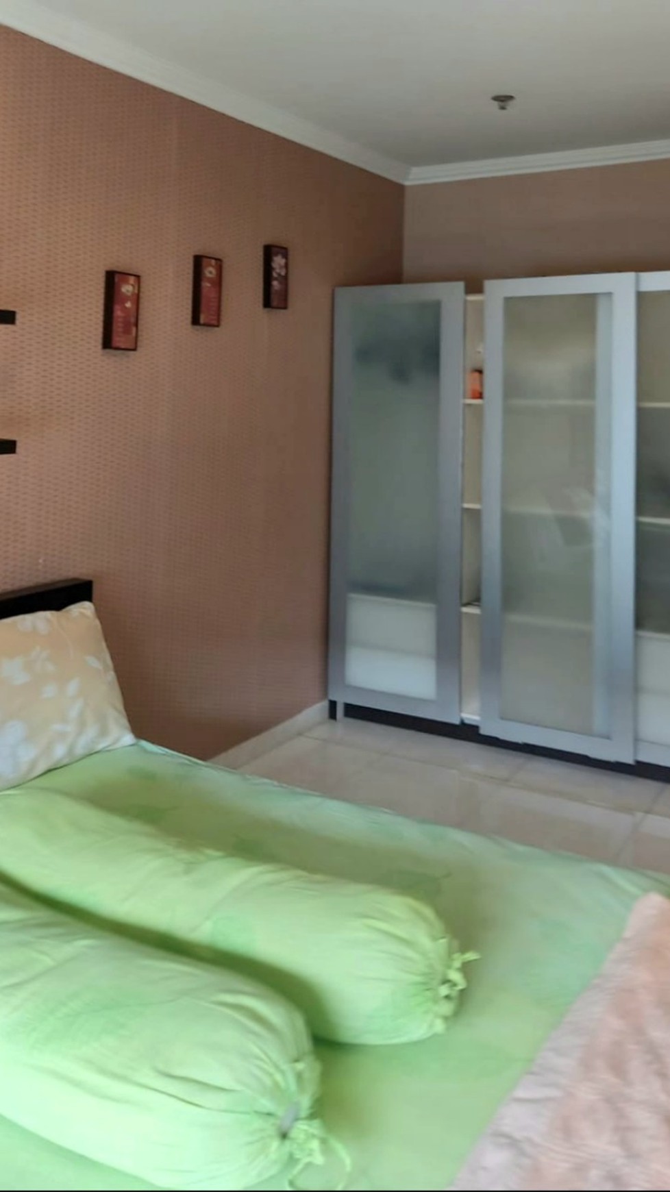 Apartemen Gading Resort MOI - Kelapa Gading. Luas. Rapih. Siap huni. View cantik. Akses mudah ke mana-mana