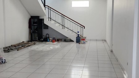 Dijual Ruko Strategis 3,5 Lantai di Bandung Kota, Mainroad Mekarwangi