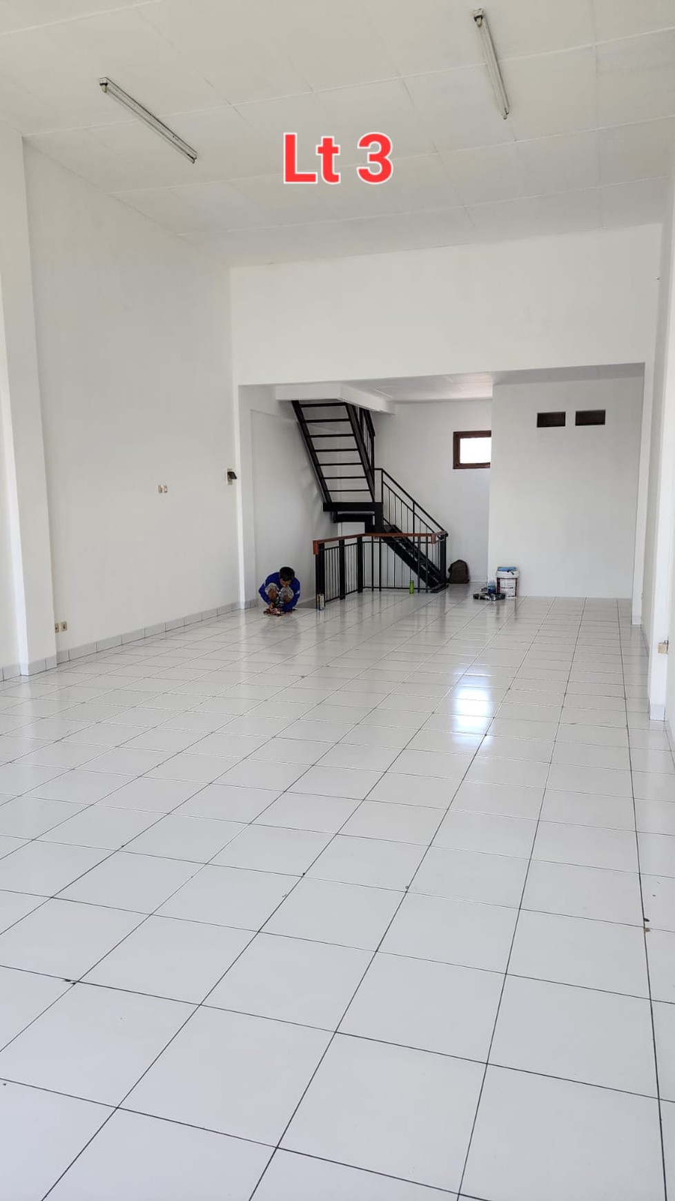 Dijual Ruko Strategis 3,5 Lantai di Bandung Kota, Mainroad Mekarwangi