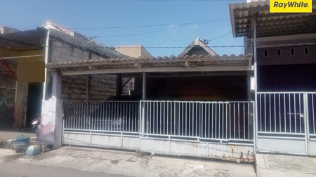 Dijual Rumah 2 lantai di Simo Sidomulyo Surabaya Pusat