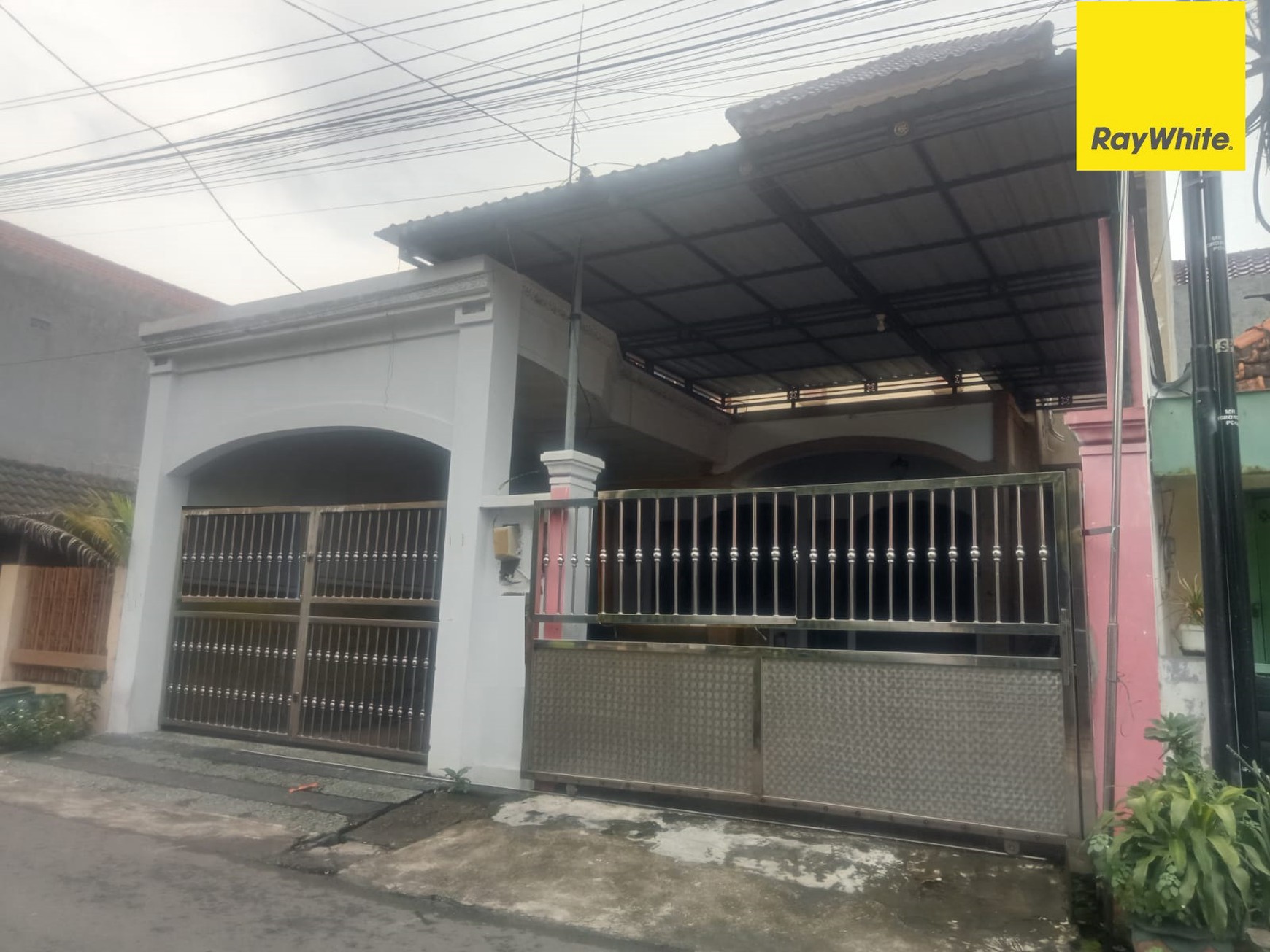 Dijual Rumah di Kedung Klinter Surabaya Pusat