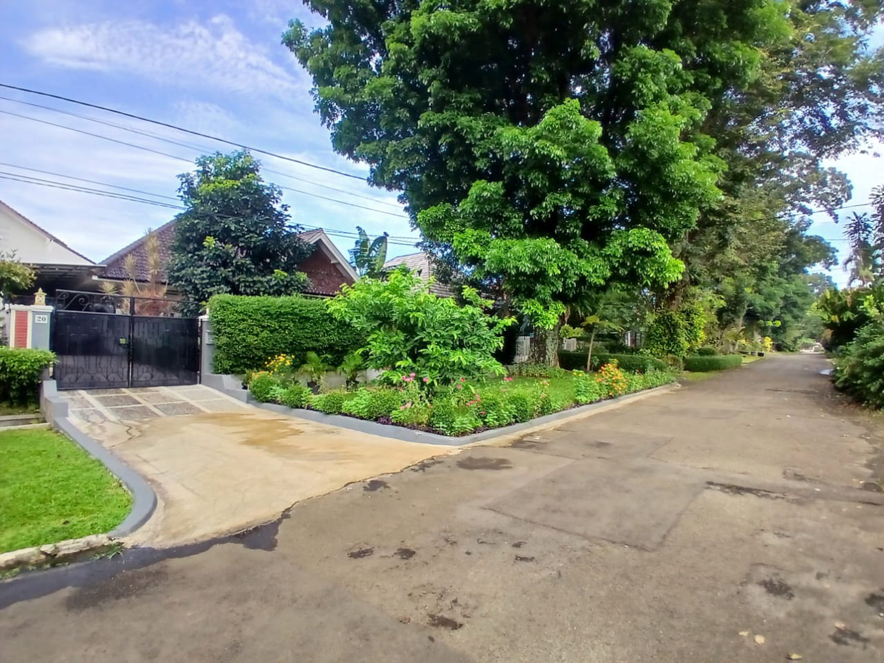 Dijual rumah bagus dan asri ditengah kota bogor dengan lokasi yang strategis 