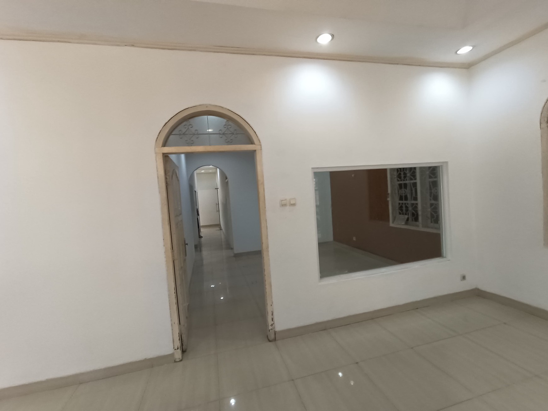 Dijual rumah posisi strategis di Jagakarsa cocok untuk dijadikan kantor