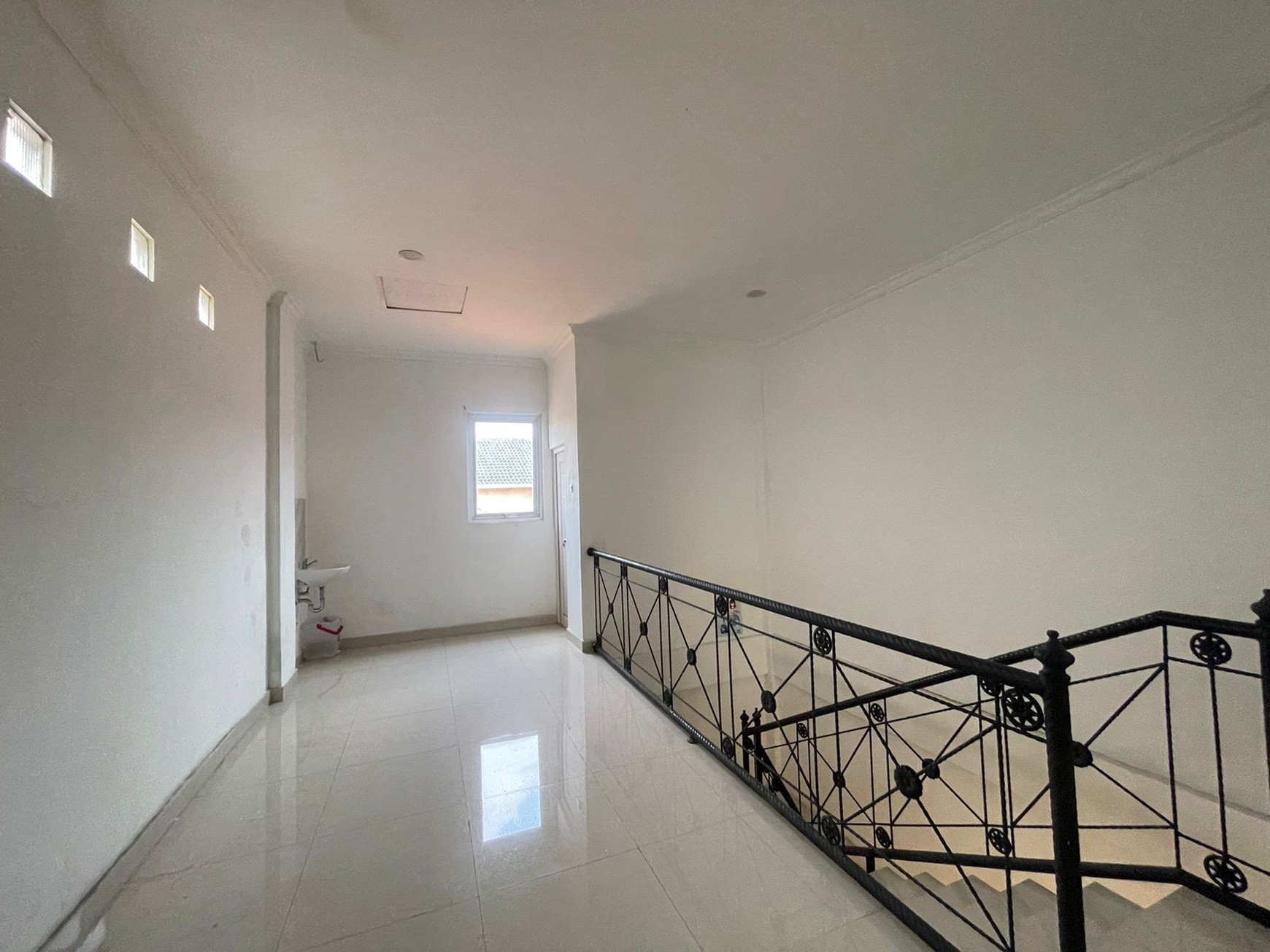 Dijual ruko strategis di Jagakarsa