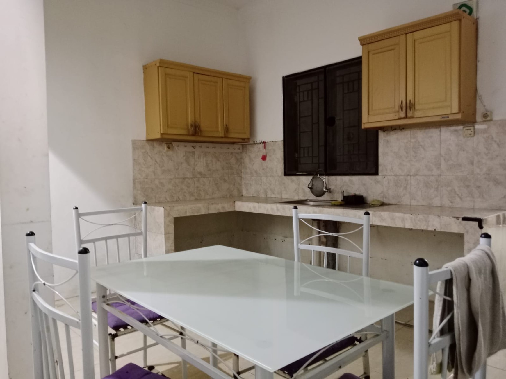 Dijual Rumah Murah Lokasi Strategis di Cinere Gandul