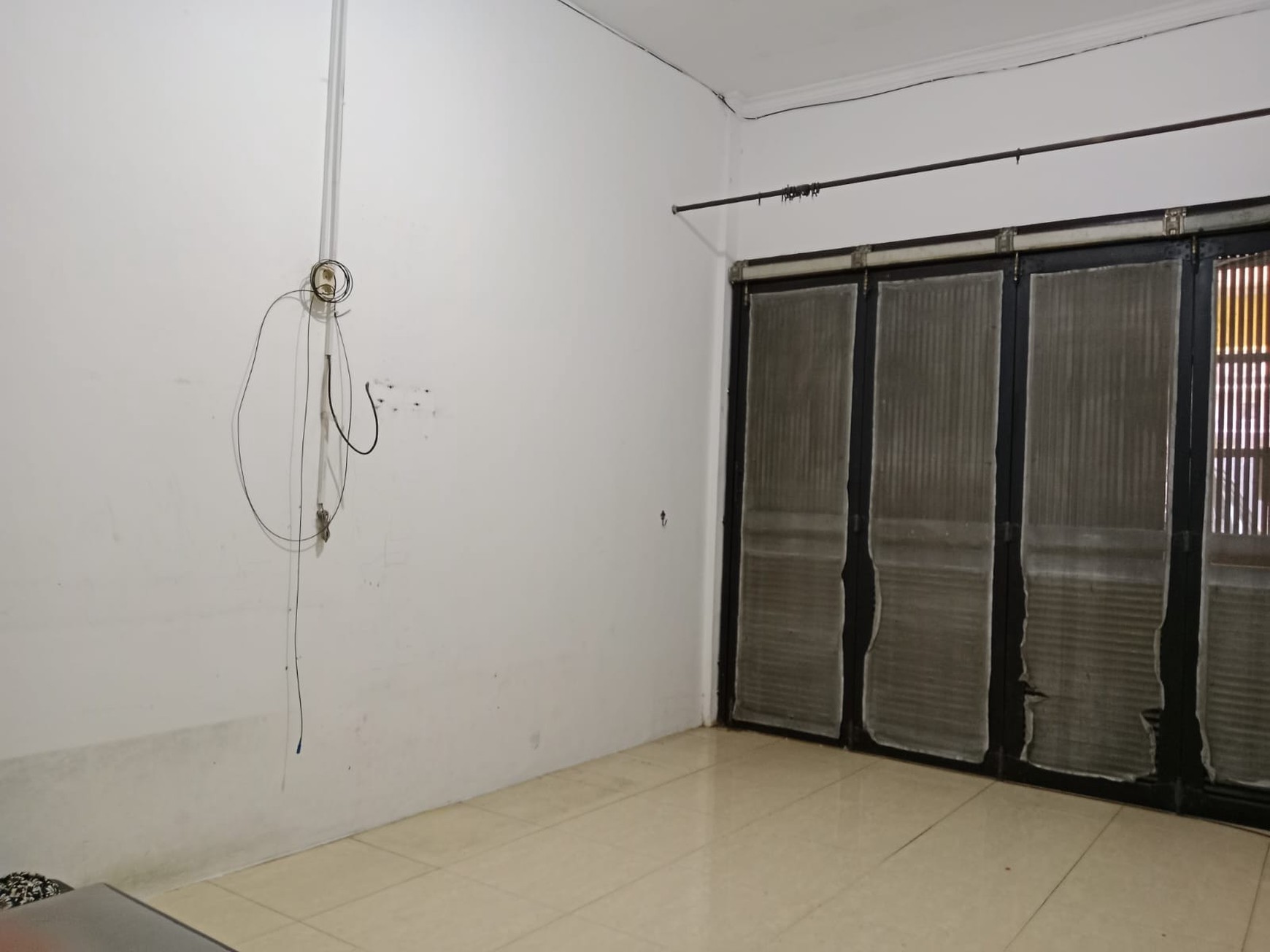 Dijual Rumah Murah Lokasi Strategis di Cinere Gandul