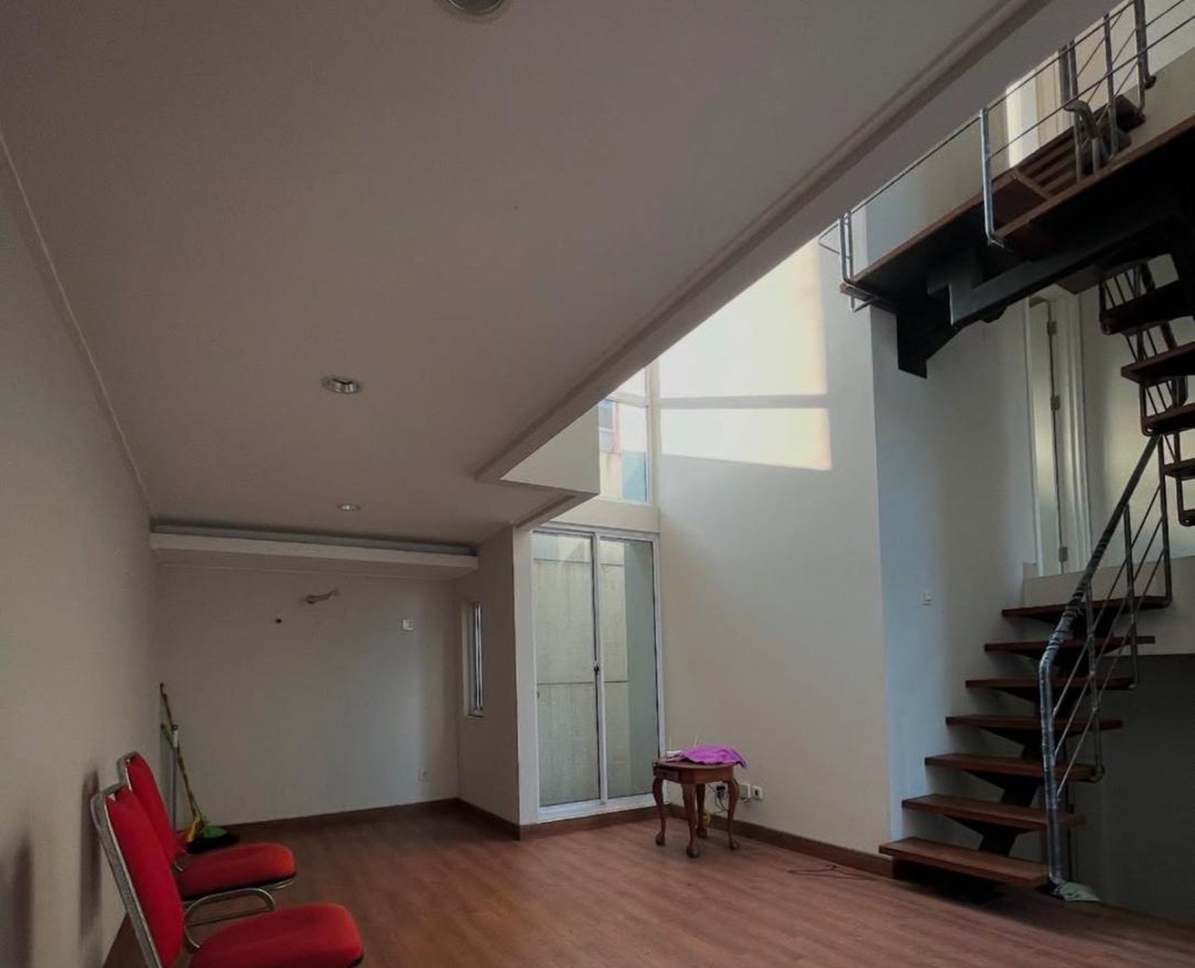 Dijual Rumah Siap Huni, Hunian Asri dan Nyaman Kebayoran Piazza Bintaro