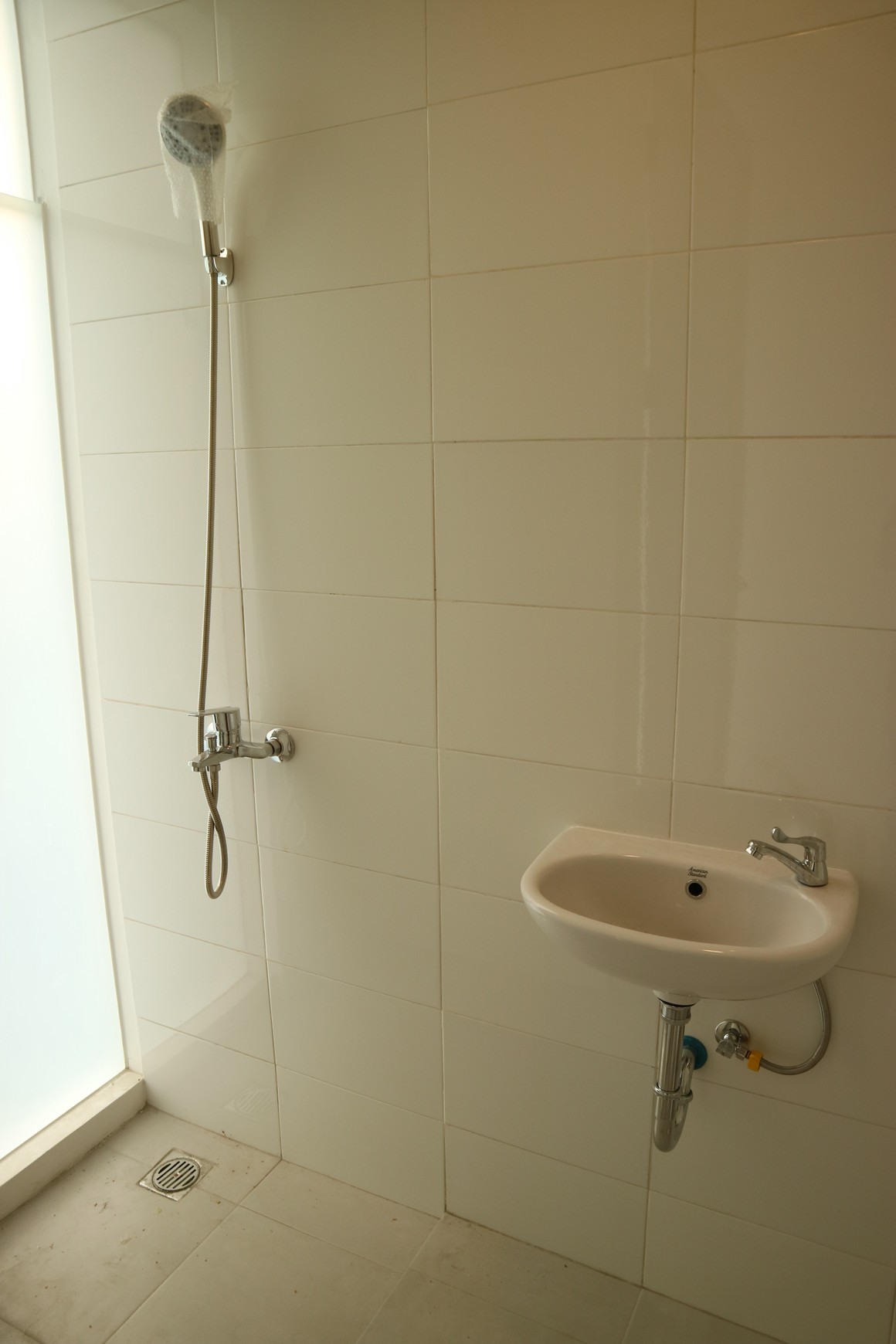 Dijual Rumah Siap Huni Dian Istana Wiyung Surabaya Barat