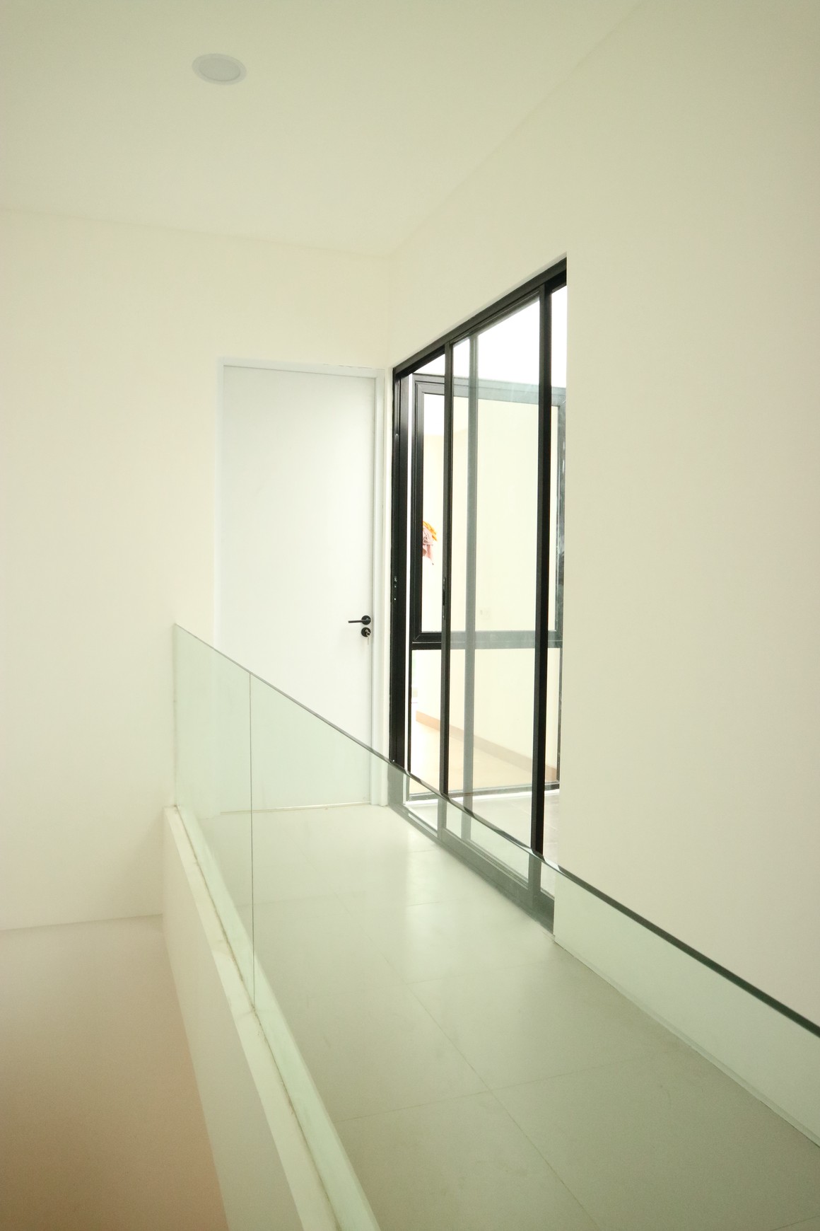 Rumah Minimalis 2 Lantai Graha Green Garden Dian Istana