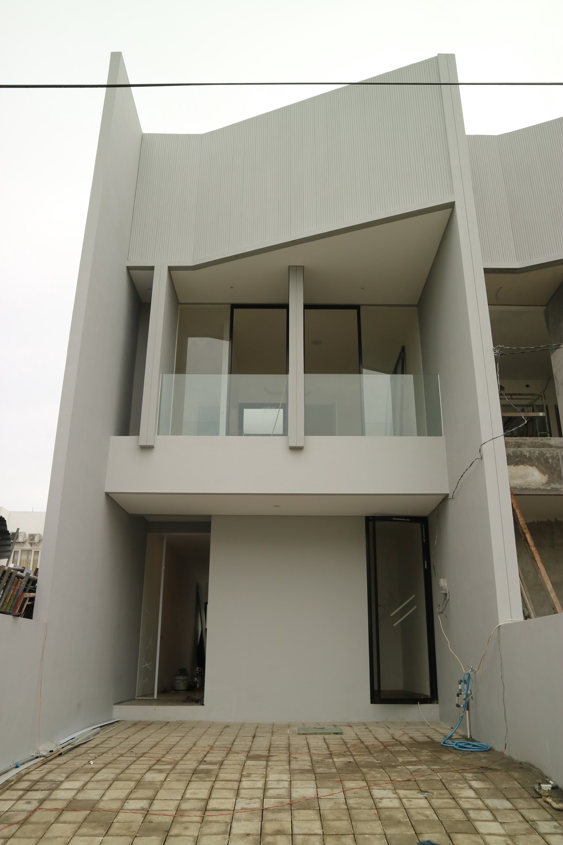 Rumah Dijual Dian Istana Wiyung Surabaya Harga Terbaik