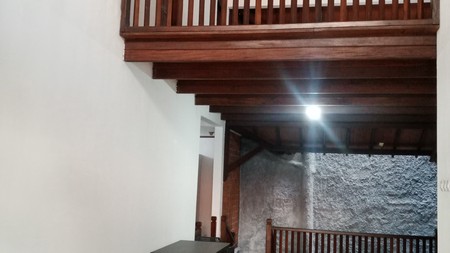 Disewakan Rumah Unfurnished di Lokasi Strategis Menteng