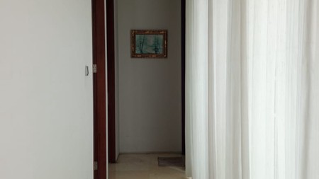 Rumah nyaman dalam townhouse Kemang, jaksel