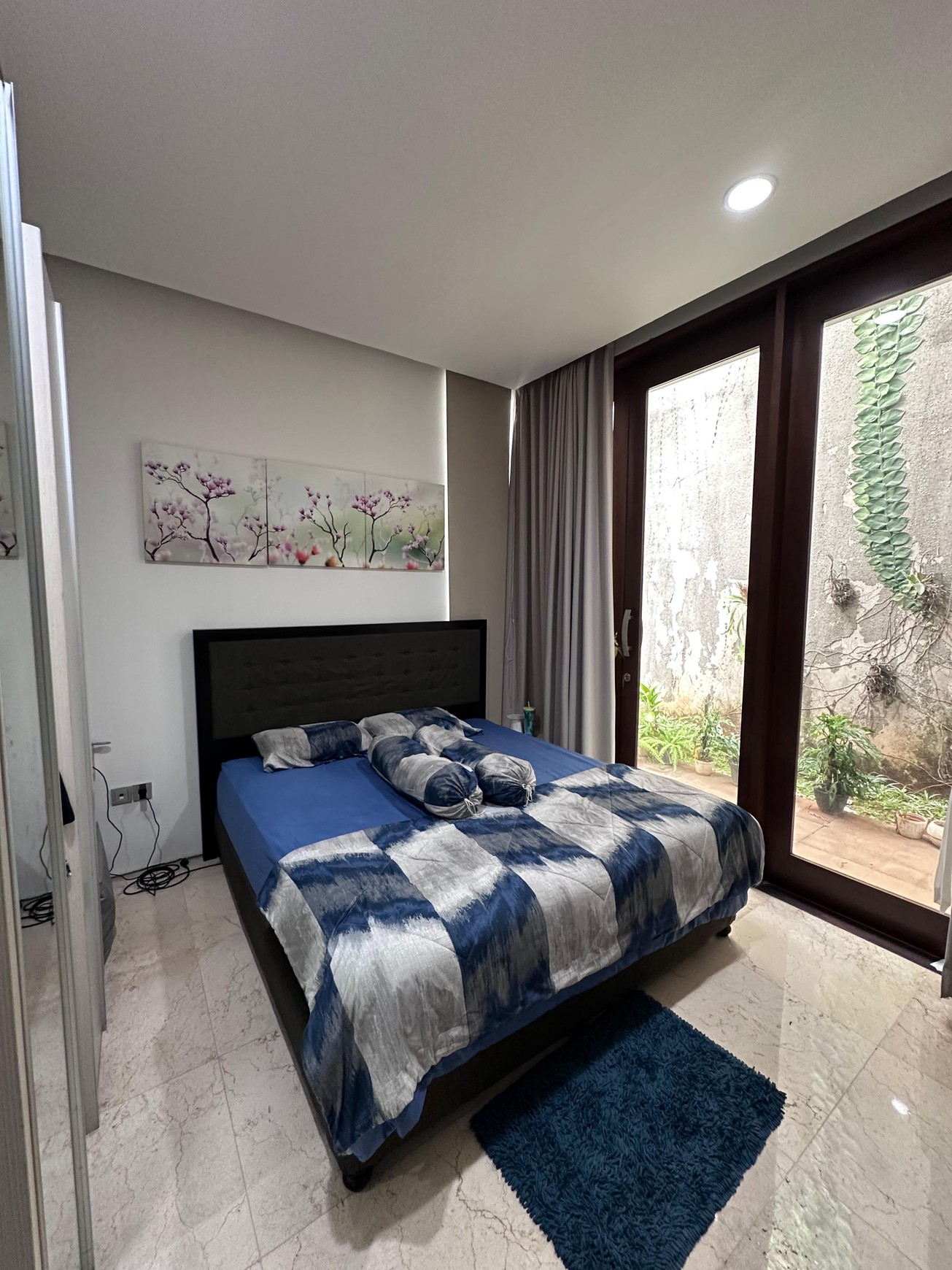 Rumah nyaman dalam townhouse Kemang, jaksel