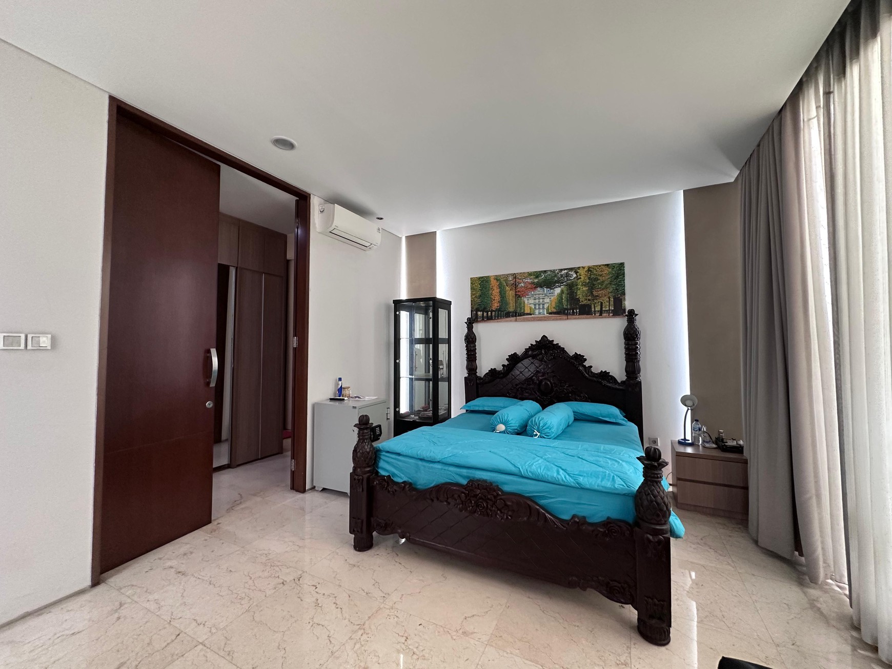 Rumah nyaman dalam townhouse Kemang, jaksel