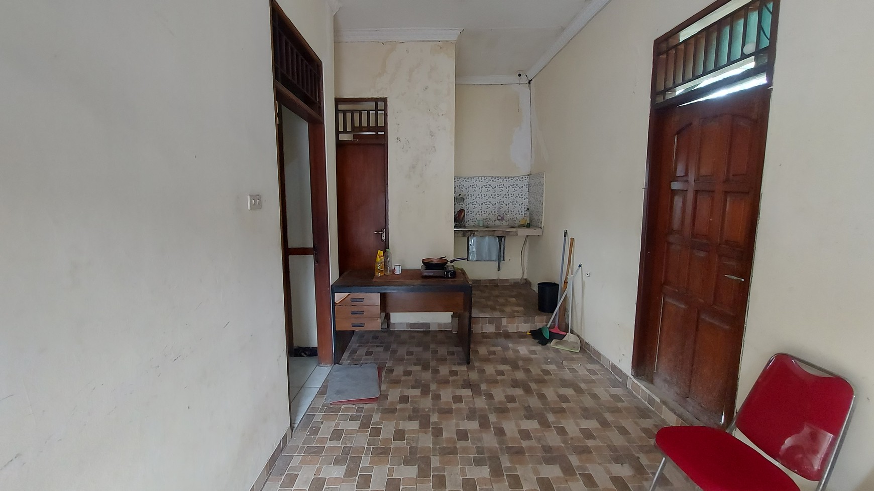 Rumah Luas di Bukit Duri Tebet Akses 2 Mobil