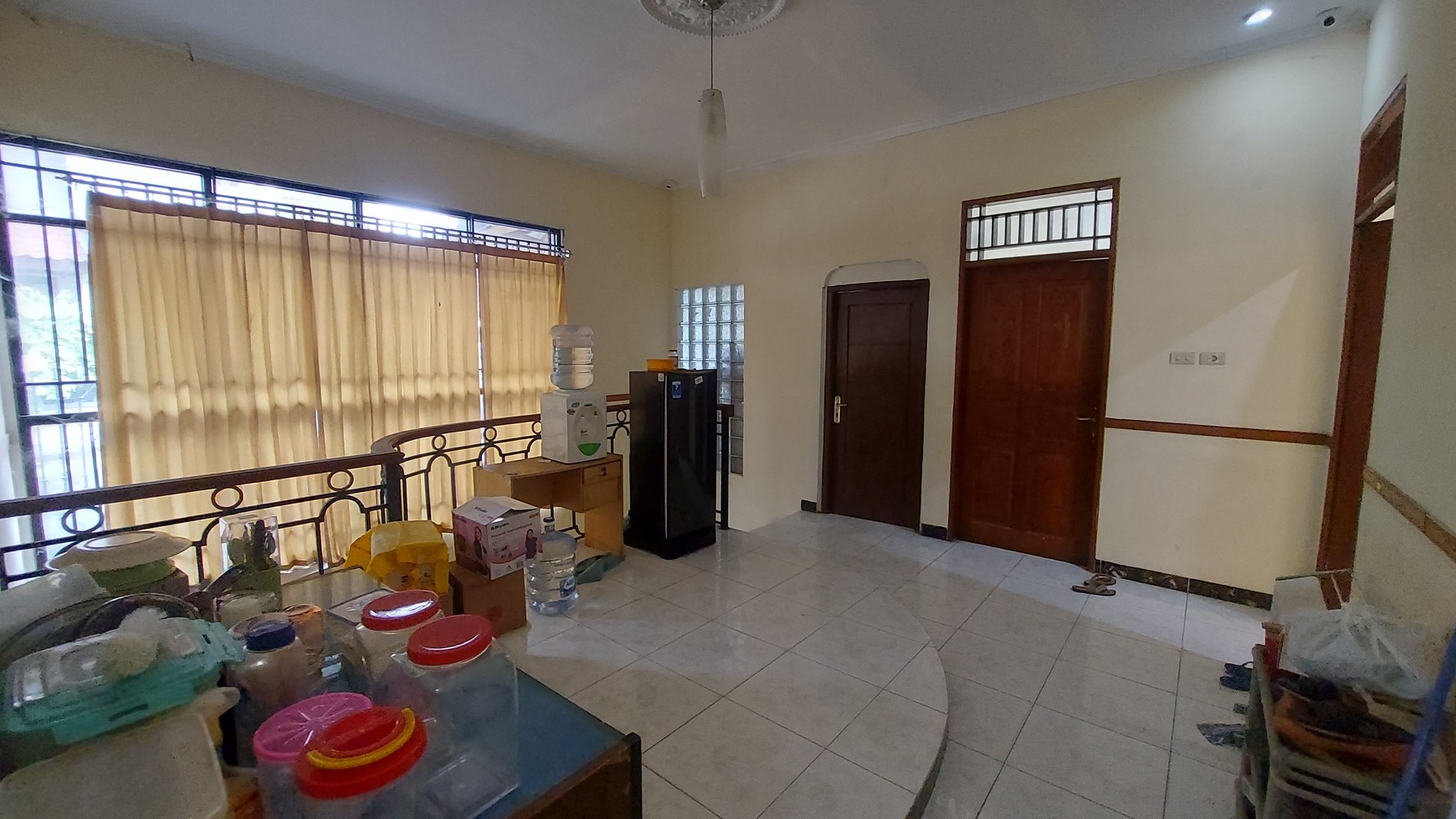 Rumah Luas di Bukit Duri Tebet Akses 2 Mobil