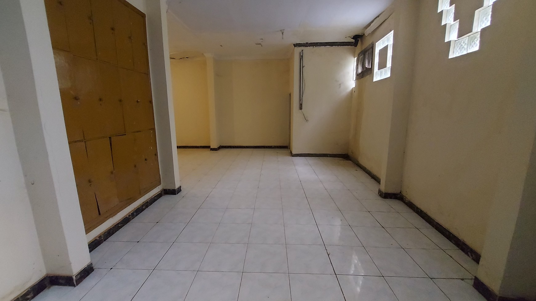 Rumah Luas di Bukit Duri Tebet Akses 2 Mobil