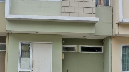 Rumah 2 lantai di Virginia Village Gading Serpong