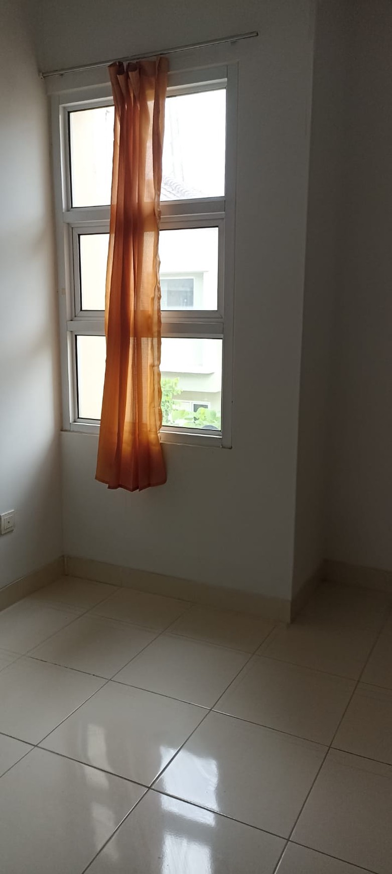 Rumah 2 lantai di Virginia Village Gading Serpong