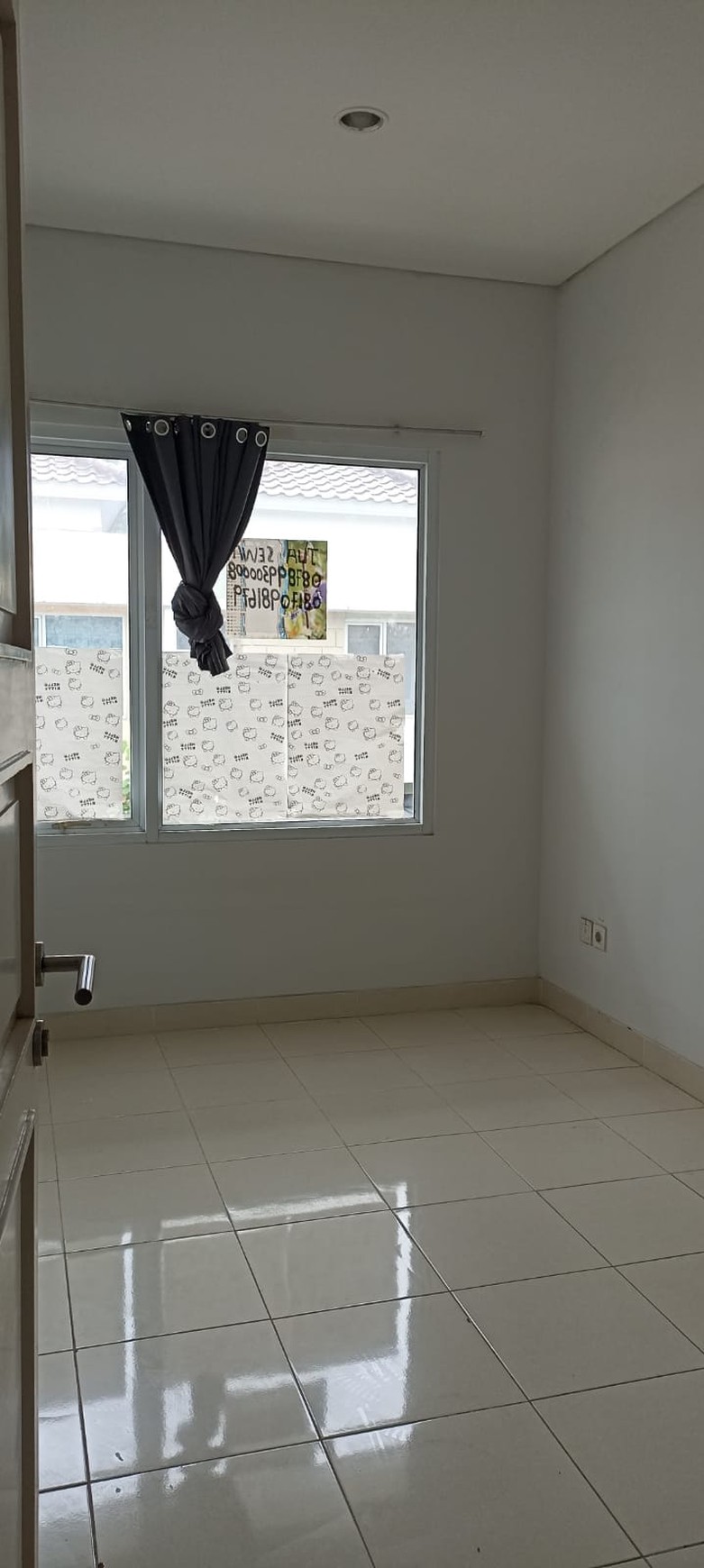 Rumah 2 lantai di Virginia Village Gading Serpong