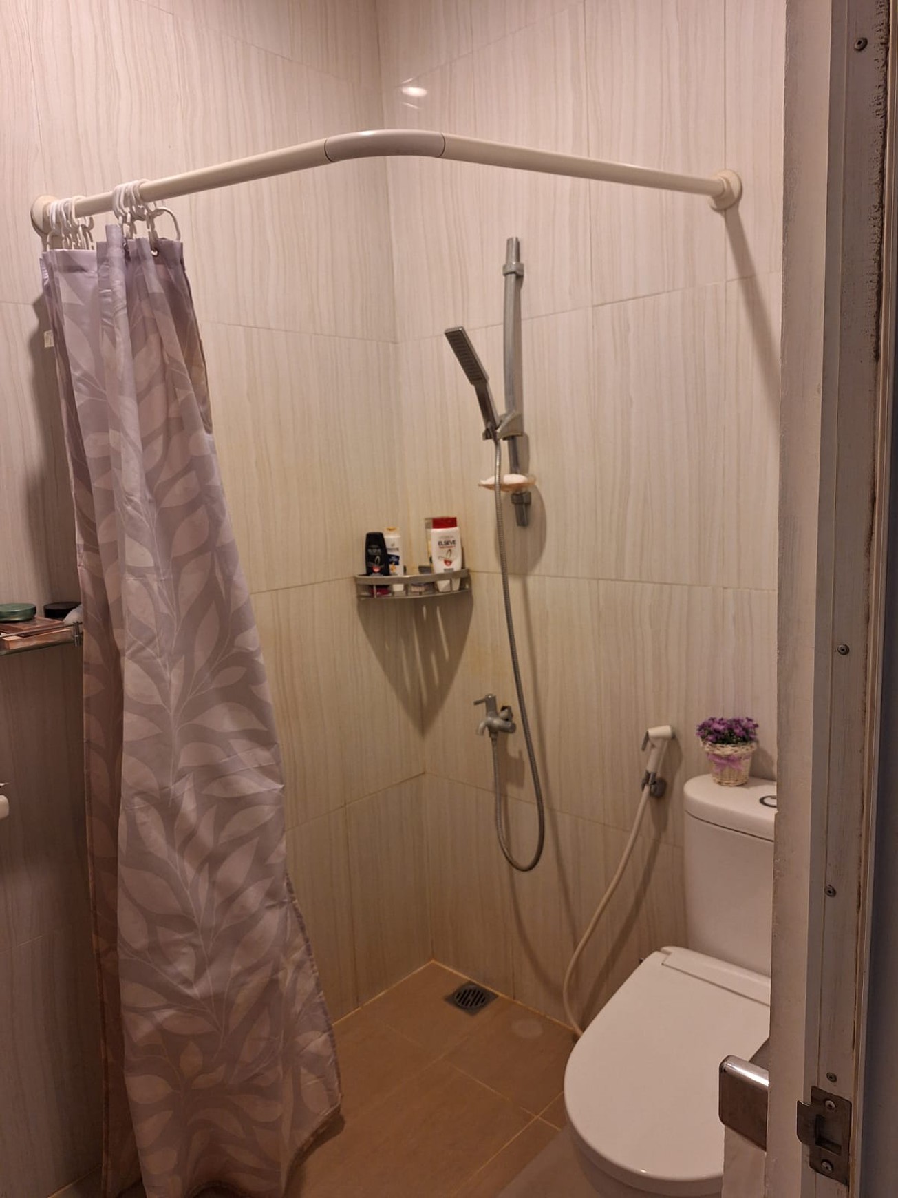 Rumah Cantik Posisi HOOK Siap Huni dengan Hunian Nyaman @Bintaro Sektor 4